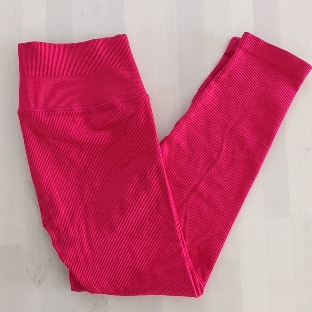 🧡 Victoria's Secret Sport Ribbed Magenta Leggings